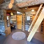Skilodge Maentahti A ルカ