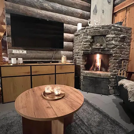 Skilodge Maentahti A Апартаменты *