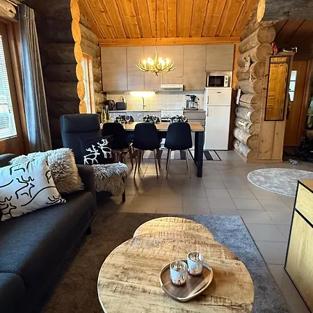 Skilodge Maentahti A Ruka